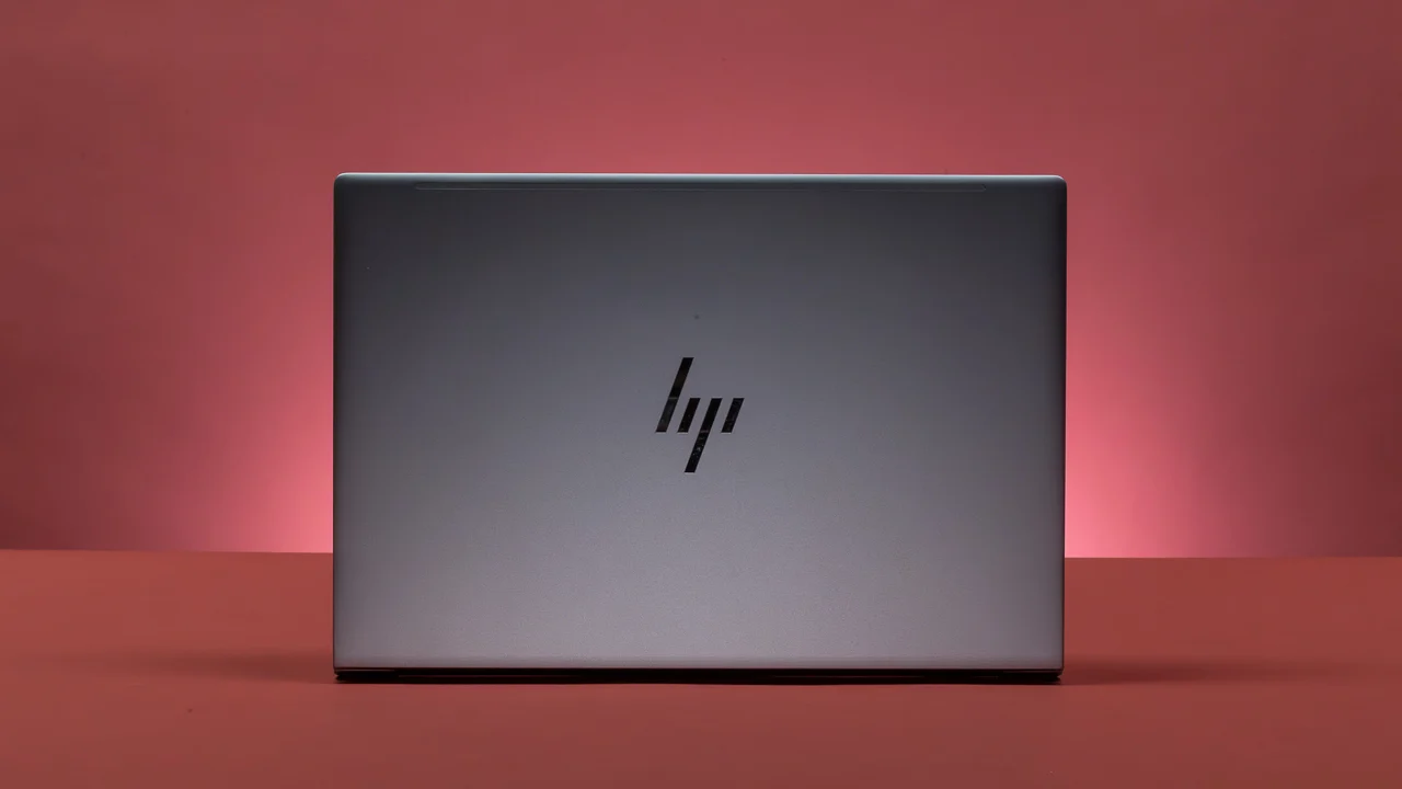 راهنمای خرید لپتاپ مهندسی برای نرم افزارهای سنگین؛ چه مشخصاتی واقعا برای اتوکد، سالیدورکس و متلب لازم است؟